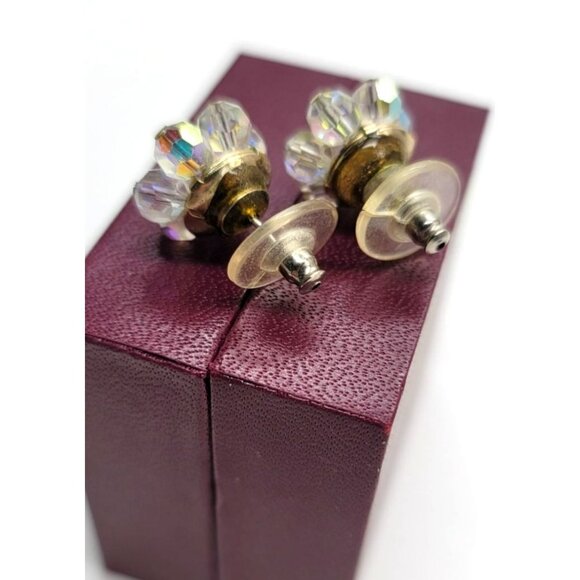 Beaded Iridescent Post Earrings Floral Style Clear with Rainbow Coloring LI303 - Picture 3 of 7